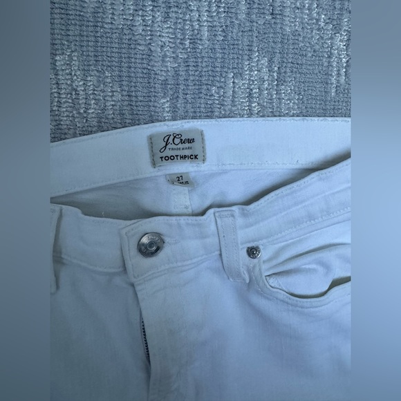 J crew 9" Mid Rise toothpick Jean In White, Size 27 - Picture 6 of 8
